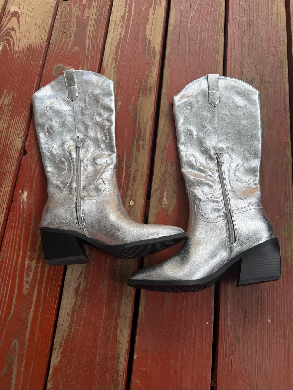Metallic Silver Western Cowboy Boots